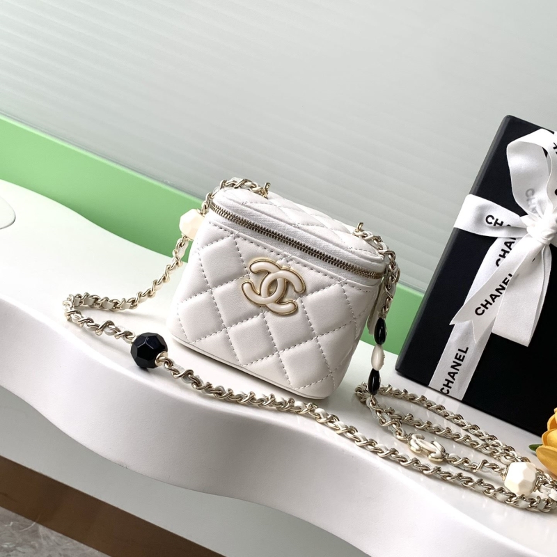 Ch**el cosmetic bags